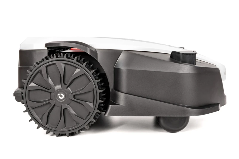 Robot koszący (kosiarka automatyczna) Cedrus  C-MOW-L16+